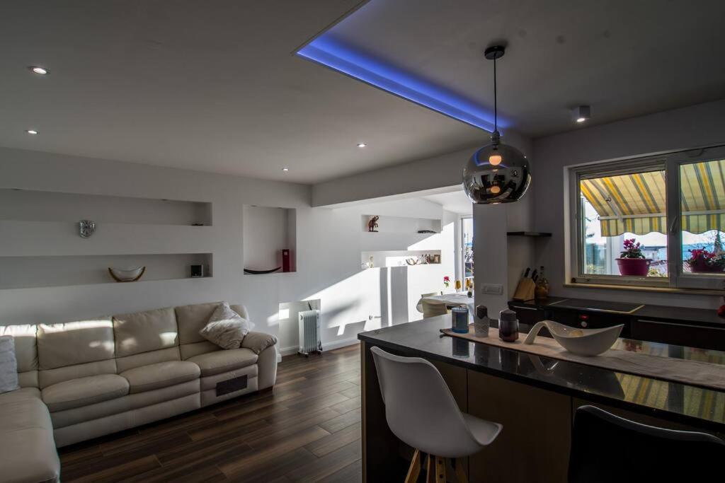 Luxury Apartment Martinis With Pool Split Eksteriør bilde